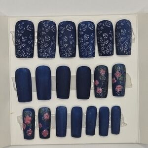 Floral Blue Press-On Nails